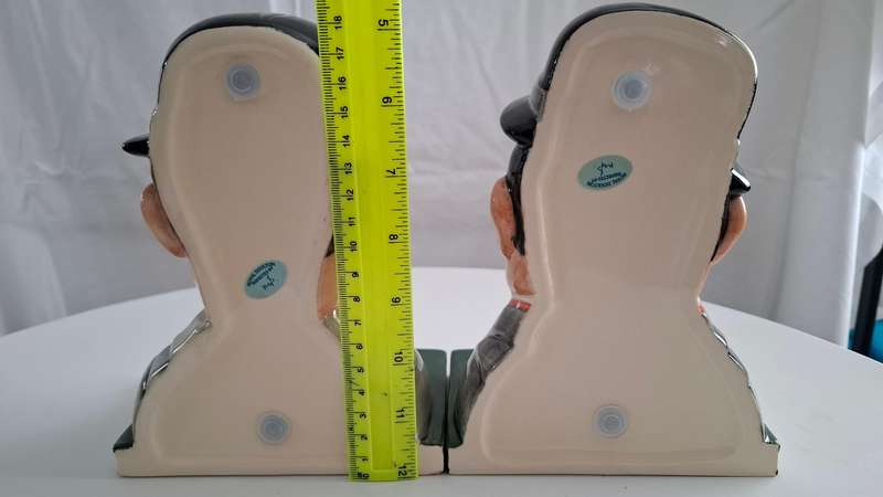 Rare Vintage Limited Edition 957/2500Royal Doulton Laurel&Hardy 1998 Bookends in Excellent Condition
