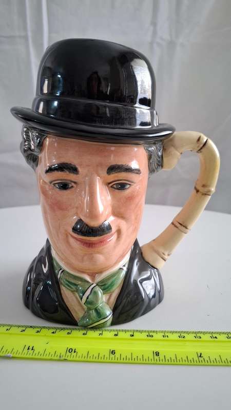 Rare Vintage Royal Doulton Charlie Chaplin D6949Limited Edition 928/5000 1993 in Excellent Condition
