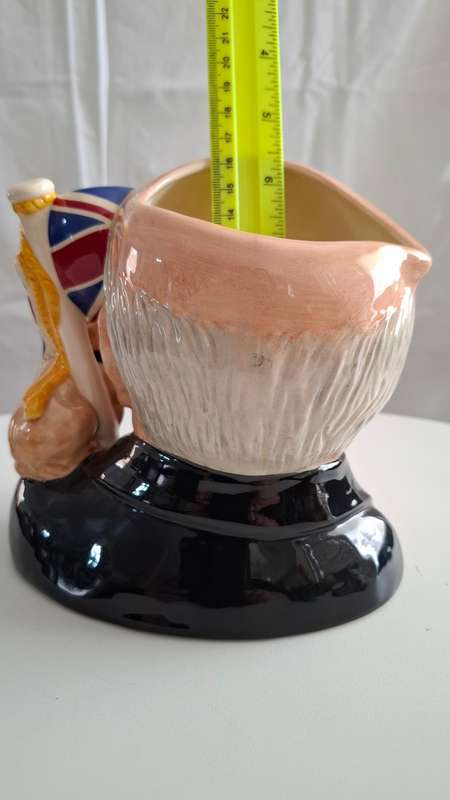 Very Rare Royal Doulton Limited Edition Winston Churchhill Toby Jug with Bulldog 1991 - D6907