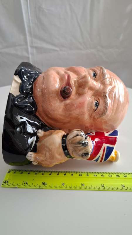 Very Rare Royal Doulton Limited Edition Winston Churchhill Toby Jug with Bulldog 1991 - D6907