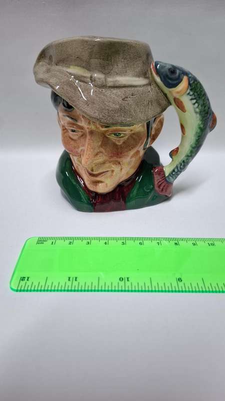 Royal Doulton Medium Size  Character Jug  "The Poacher D. 6464"  - Excellent Condition