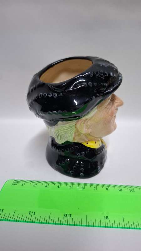 Royal Doulton  Medium Size Character Jug "Pearly King D.6844"  - Excellent Condition