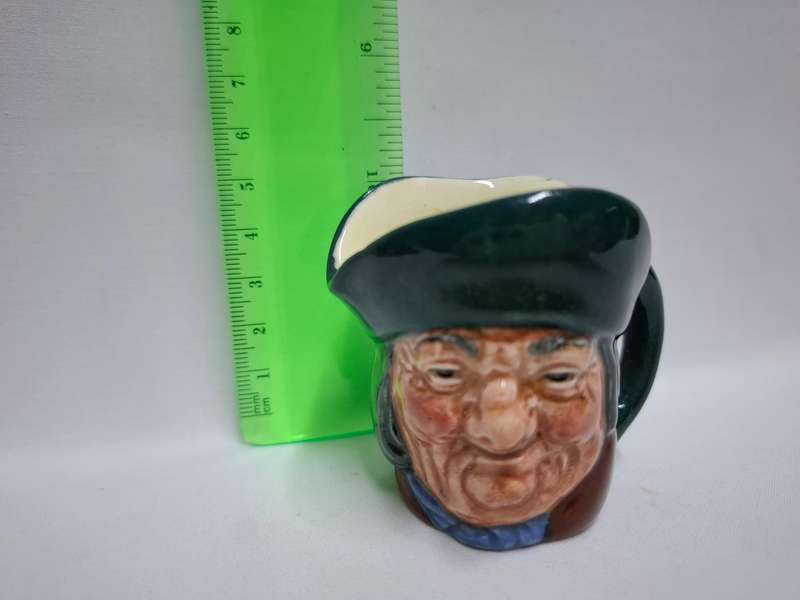 Royal Doulton Small Toby Jug "Philpotts " D.5838 - Excellent Condition