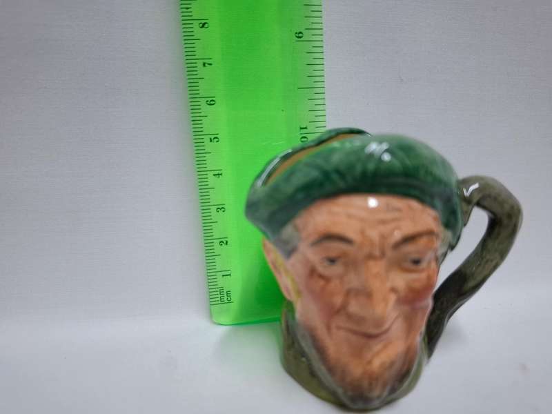 Royal Doulton Small Toby Jug "Auld Mac" D. 5824 - Excellent Condition