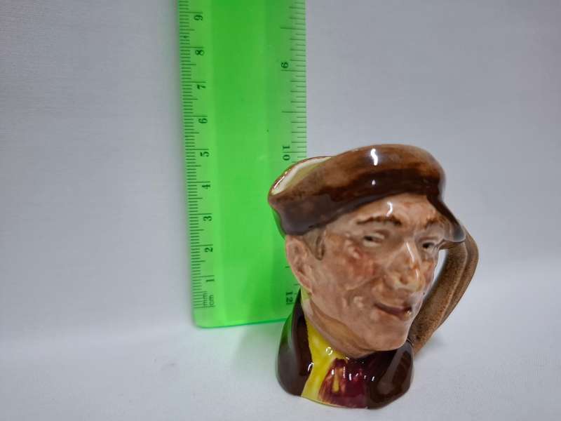 Royal Doulton Small Toby Jug "Arry"  D.5757 - Excellent Condition