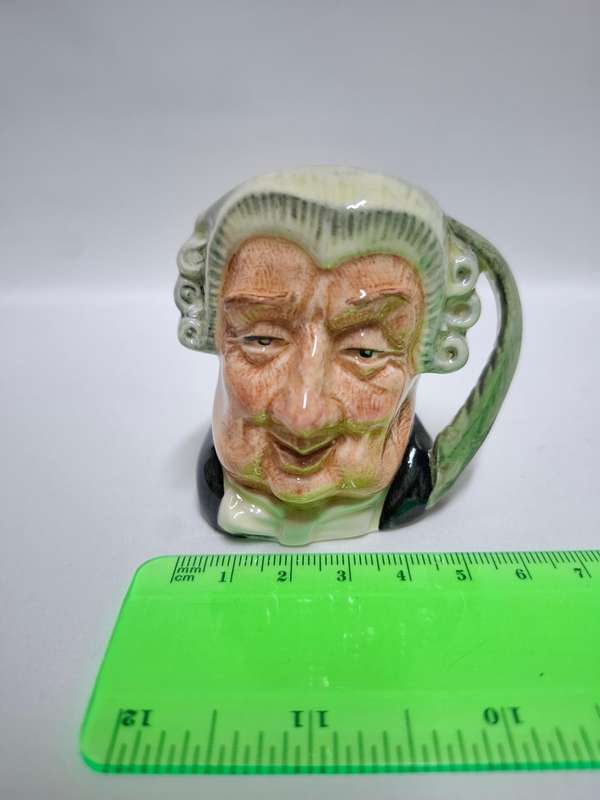 Royal Doulton Small Toby Jug  Character Jug  "The Lawyer" D. 6524 - Excellent Condition