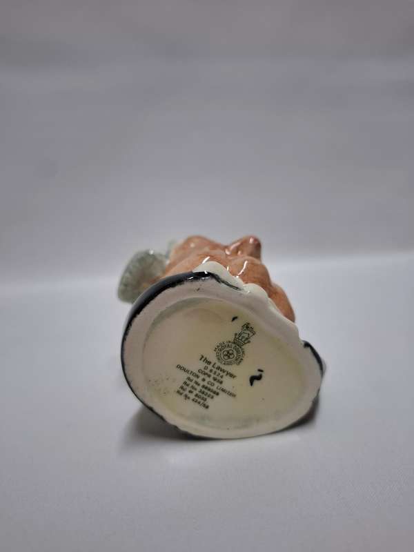 Royal Doulton Small Toby Jug  Character Jug  "The Lawyer" D. 6524 - Excellent Condition