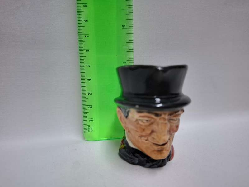 Royal Doulton Small Toby Jug "John Peel" D. 6130- Excellent Condition