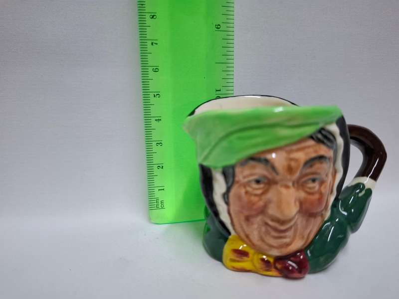 Royal Doulton Small Toby Jug "Sairey Gamp" D. 6045 - Excellent Condition