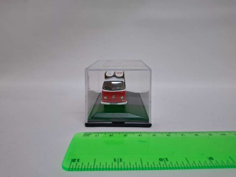 Vintage Coca Cola Diecast VW Bay Window Bus Collectable   - Excellent Condition