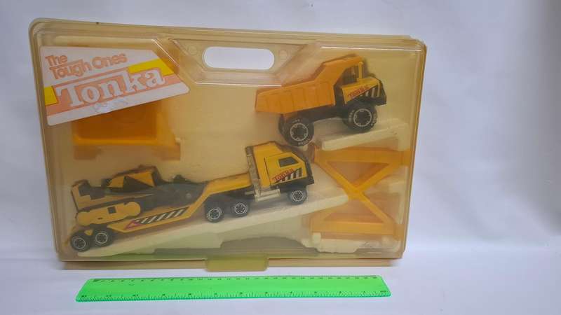 Vintage 80's Tonka Tough Ones 1005 Construction Site Set in Original Carrying Case