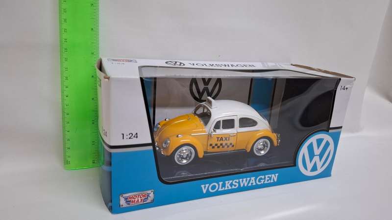 Vintage MotorMax Diecast Volkwagen Beetle Taxi Collectable - Excellent Condition