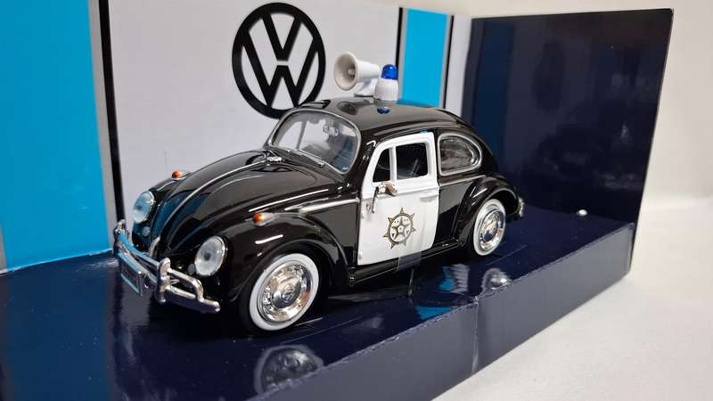 Vintage MotorMax Diecast Volkwagen Beetle Police Collectable - Excellent Condition