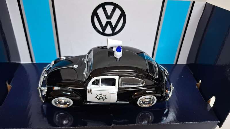 Vintage MotorMax Diecast Volkwagen Beetle Police Collectable - Excellent Condition