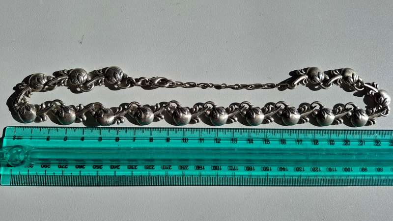 Stunning Costume Necklace with Kettle Motives in Good Condition