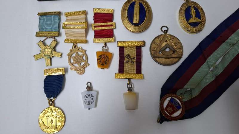 Vintage Collection of Masonic Badges and Medals - Good Condition