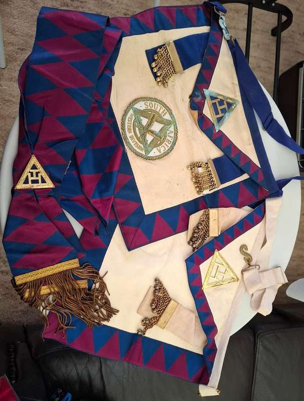 Lot of Freemason Memorabillia (View images as Part of Description) Lot 1/5