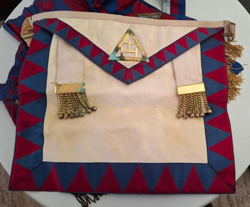 Lot of Freemason Memorabillia (View images as part of Description) Lot 2/5