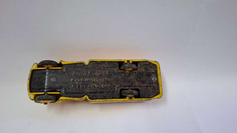 Very Rare Vintage Dinky Toys- Meccano Studbaker National Benzole Mixture Oil Tank- Well played