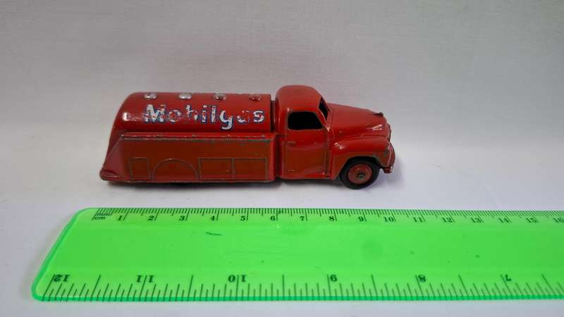 Very Rare Vintage Dinky Toys- Meccano Studbaker Mobilgas Oil Tank- Well Played Condition