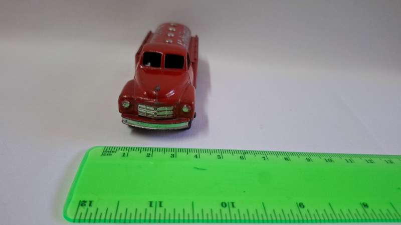 Very Rare Vintage Dinky Toys- Meccano Studbaker Mobilgas Oil Tank- Well Played Condition