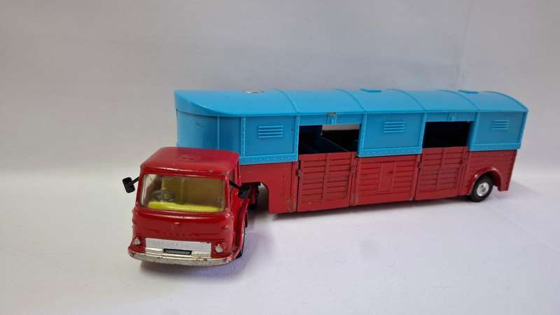 Vintage Corgi Toys Diecast  "Bedford Tractor Unit With Horse Box" - Well Played Condition