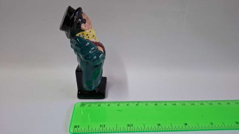 Stunning Royal Doulton Figurine  "Tony weller"  - Good Condition