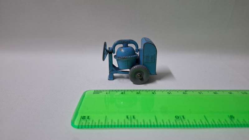 Vintage Lesney Diecast No. 3 Cement Mixer - Good Condition