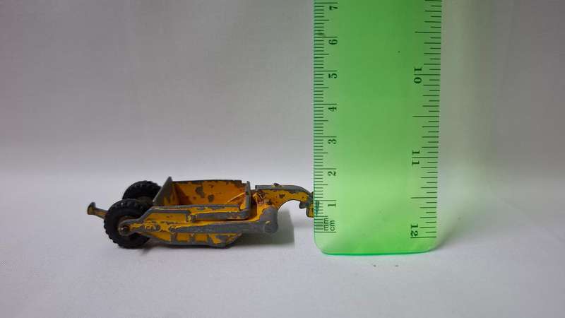 Vintage Lesney (1957-1961) Diecast M1 Caterpillar Earth Scraper - Well Played Condition