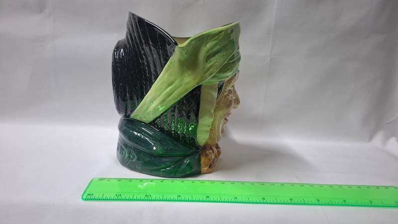 Royal Doulton Large Toby Jug "Sairey Gamp" D.5528 - Excellent Condition
