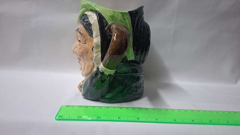 Royal Doulton Large Toby Jug "Sairey Gamp" D.5528 - Excellent Condition