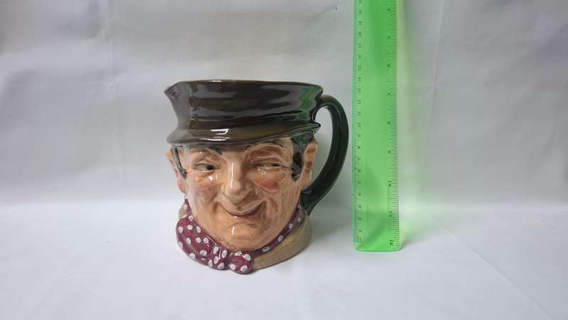 Royal Doulton Large Toby Jug "Sam Weller" D.6064 - Excellent Condition