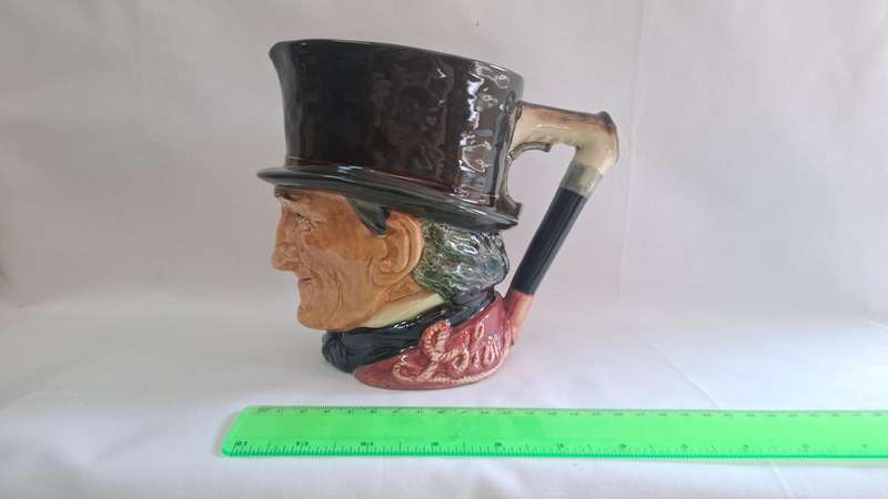 Royal Doulton Large Toby Jug "John Peel" D.5612 - Excellent Condition