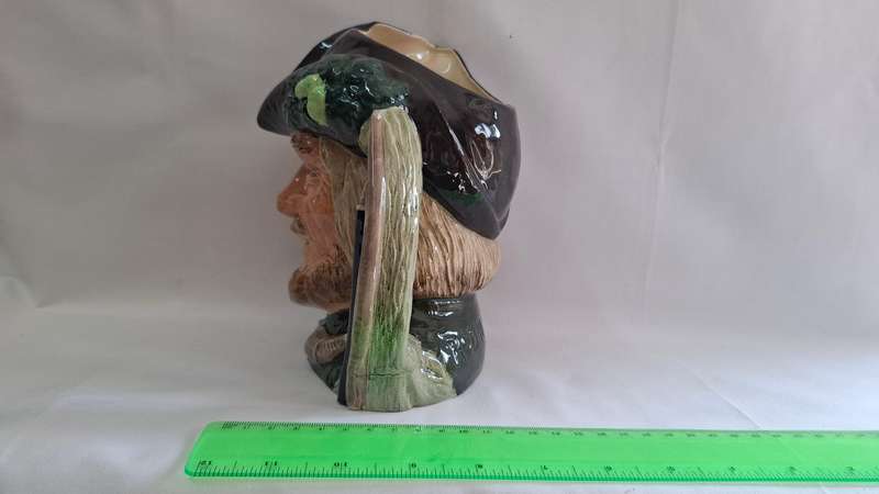 Royal Doulton Large Toby Jug "Robin Hood" D.6527 - Excellent Condition