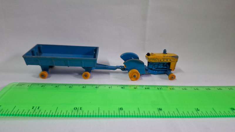 Vintage Lesney Diecast No.39 Ford Tractor & No.40 Hay Trailer - Well Played Condition
