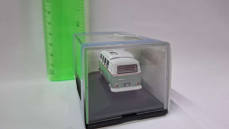 Oxford Diecast VW T1 Camper - Excellent Condition