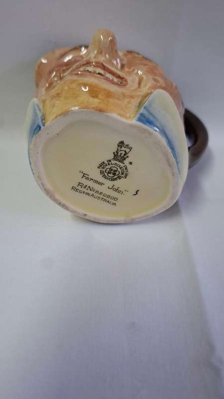Royal Doulton Small Toby Jug "Farmer John" D. 5789 - Excellent Condition