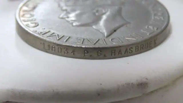 United Kingdom War Medal 1939-1945 Issued To 118034 P.G. Haasbroek - Good Condition