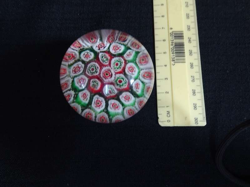 Beautifull Vintage Glass Paperweight