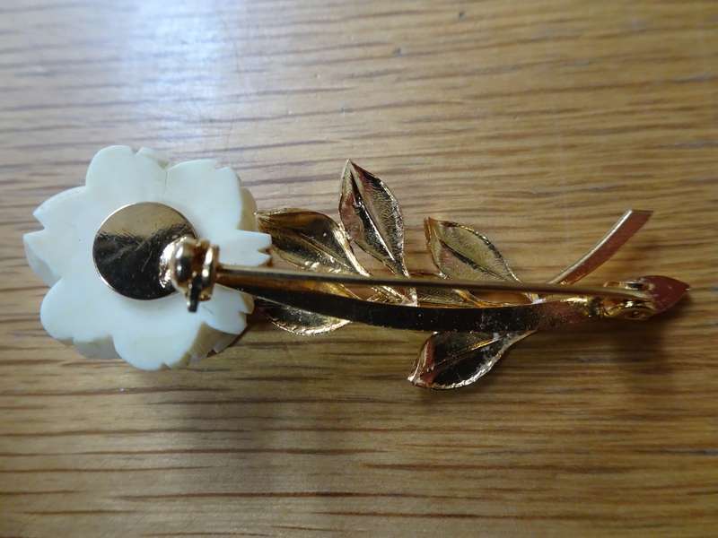 Gorgeous Carved Rose Floral Stem Brooch - In Excellent Condition