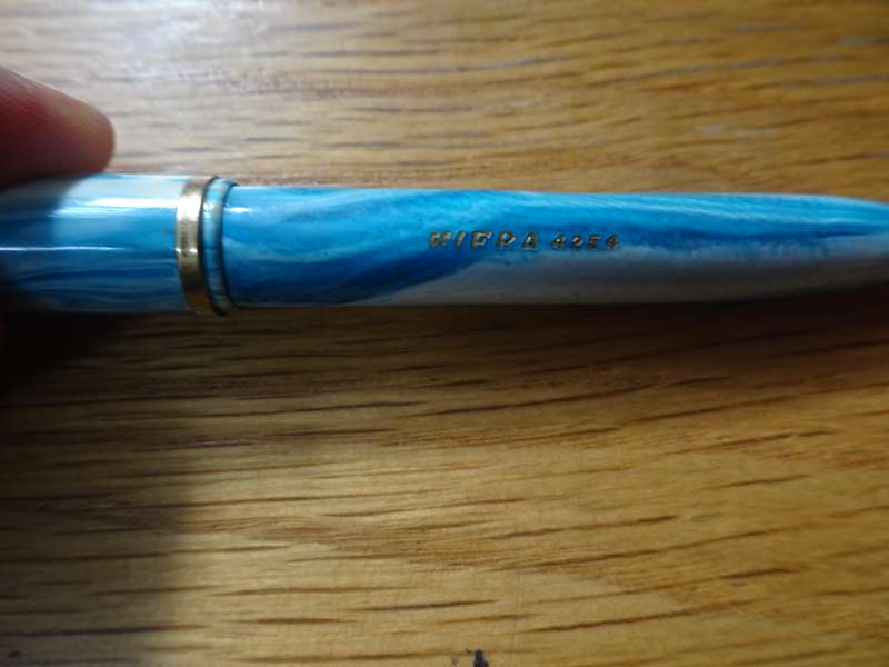Stunning Vintage Hifra 4251 Fountain Pen - On Nip - "Warranted Wing Flow U.S.A 4"