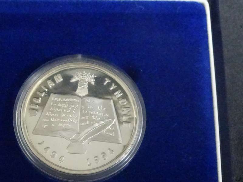 William Tyndale 1494 - 1994 Silver Commemorative Medallion - See My Description