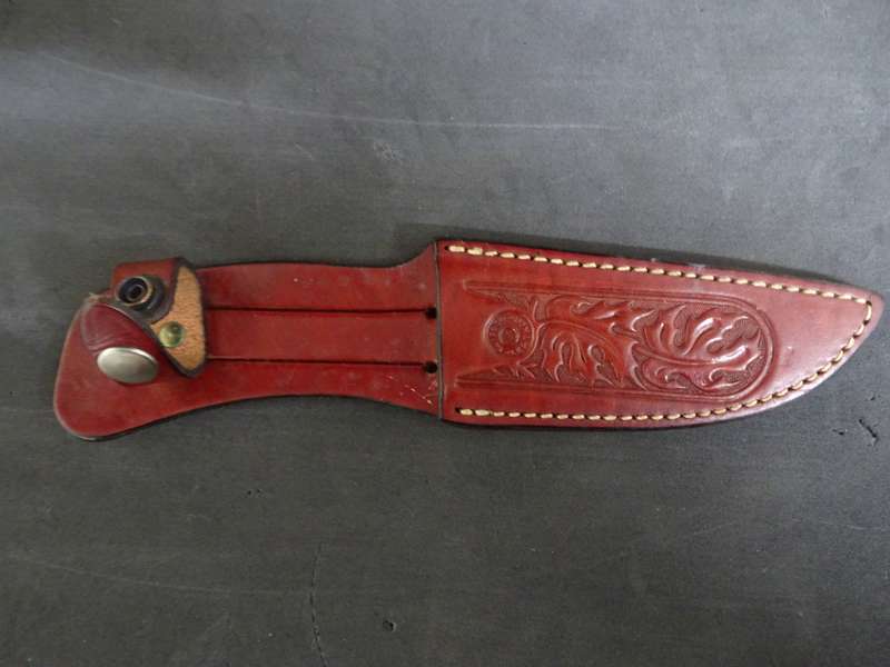 Fantastic "Surgical Steel" Torro Model AS1004 Hunter Knife In Original Leather Sheath