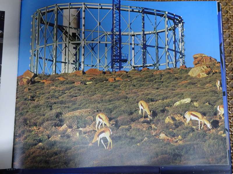 Africa's Giant Eye: Building the Southern African Large Telescope - In Good Condition