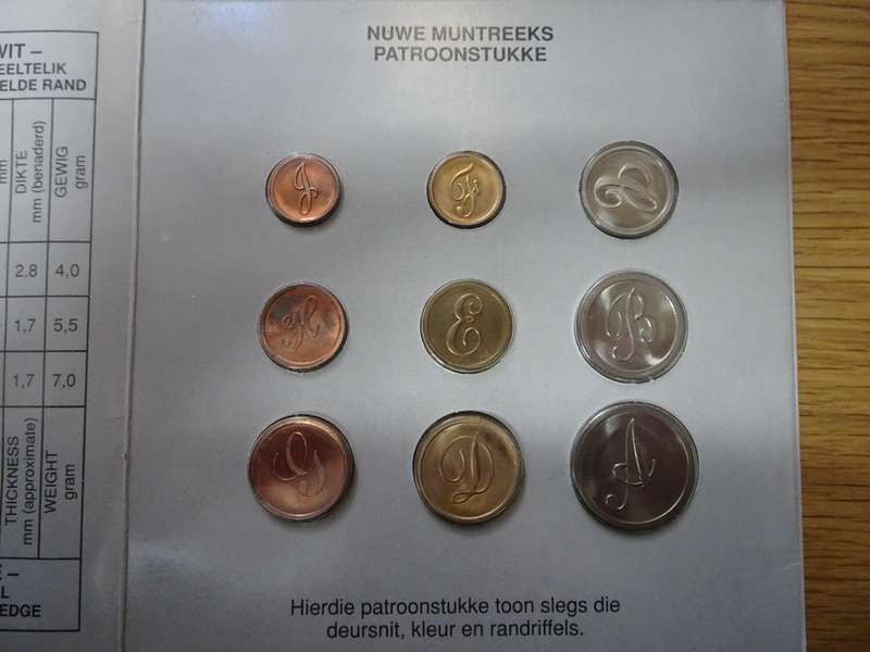 1989 S.A Mint Company - New Coin Series - Pattern Pieces - In Excellent Condition