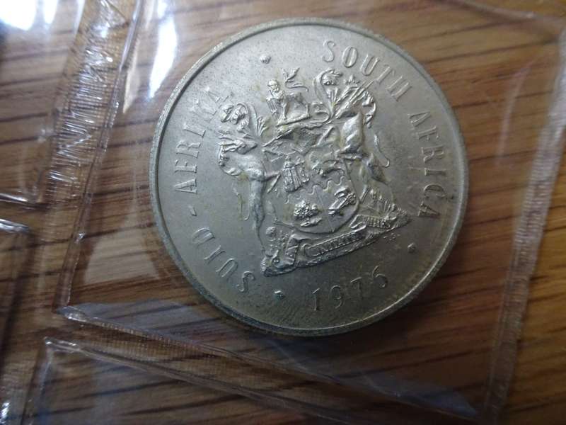 Republic Of South Africa Unculated 1976 Mint Pack (Silver R1) - In Excellent Condition