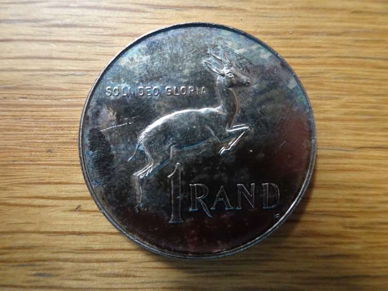 1989 Republic Of South Africa Silver One Rand Coin - Please Note Some Tarnishing On Coin