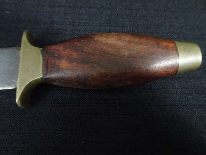 Stunning Vintage Oyster Shucking Knife - In Good Condition