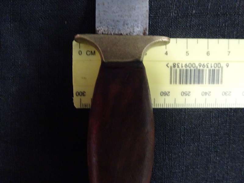 Stunning Vintage Oyster Shucking Knife - In Good Condition