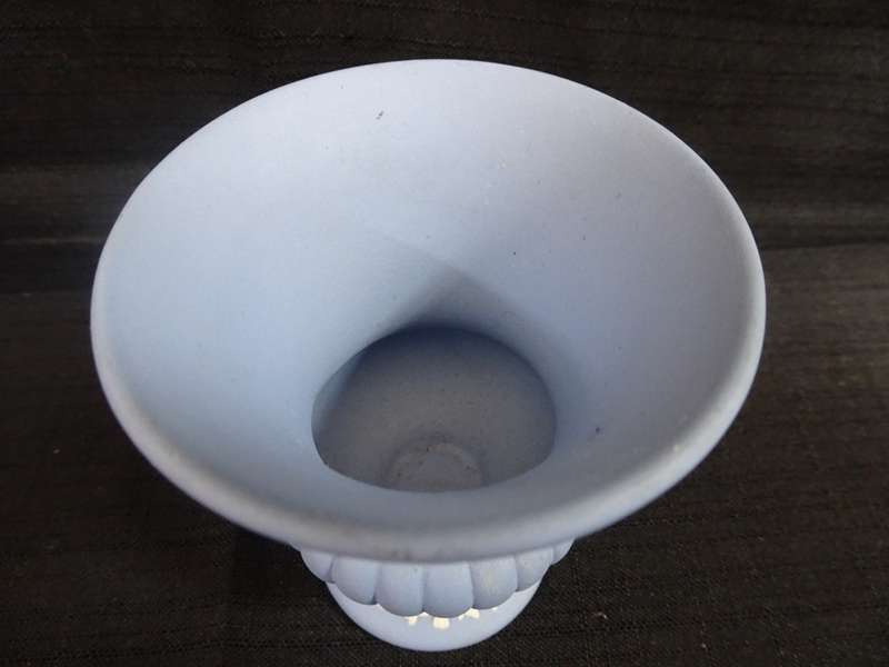 Stunning Vintage Wedgwood Blue Jasperware Pedestal Vase/Amphora - Made England